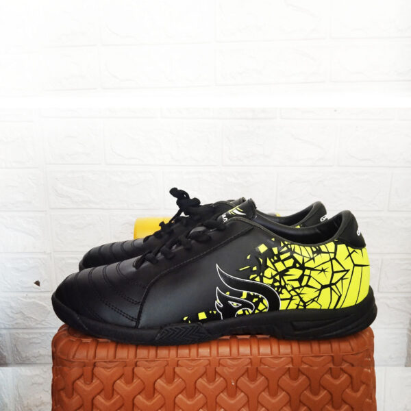 Sepatu Futsal